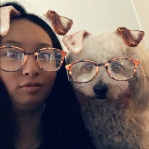 Meet your Posher, Brittney